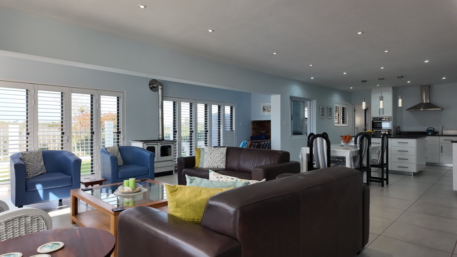 3 Bedroom Property for Sale in Stilbaai Wes Western Cape